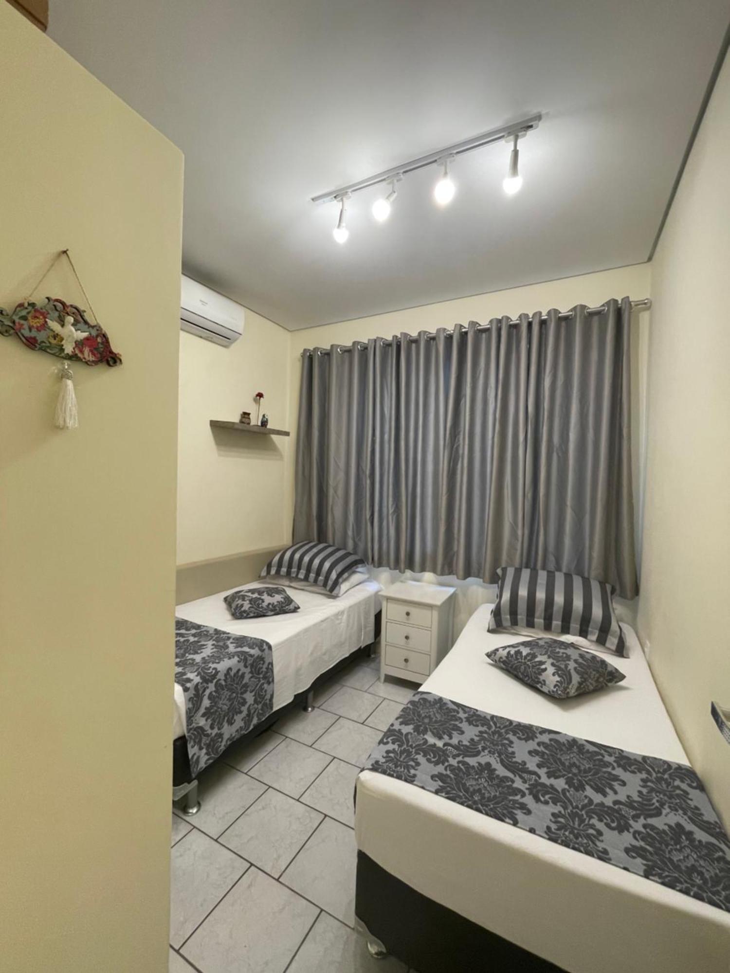 Ferienwohnung Charmoso Apto De 2 Quartos A 100M Do Mar, Super Central Balneário Camboriú Exterior foto